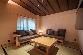 Nazuna Hakone Miyanoshita