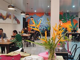 Esemka Hotel and Convention Kotabumi