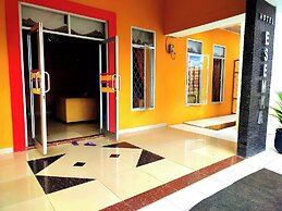 Esemka Hotel and Convention Kotabumi