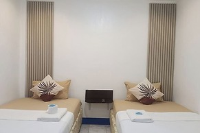 Casa De Praxides Tourist Inn