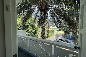 Casa De Praxides Tourist Inn