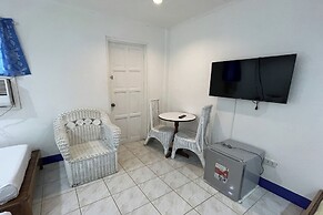 Casa De Praxides Tourist Inn