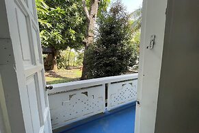 Casa De Praxides Tourist Inn