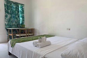 Green Dale’s Travellers Inn Puerto Princesa