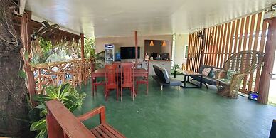 Green Dale’s Travellers Inn Puerto Princesa