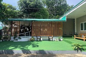 Green Dale’s Travellers Inn Puerto Princesa