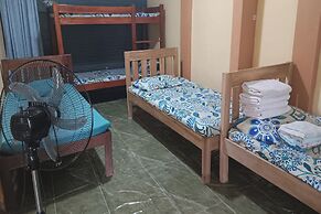 Larosa Hostel Bed And Breakfast