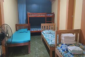 Larosa Hostel Bed And Breakfast