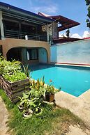 Larosa Hostel Bed And Breakfast