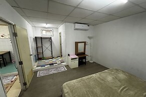 Sukhum Sukhumvit-Onnut Guest House