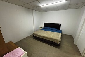 Sukhum Sukhumvit-Onnut Guest House