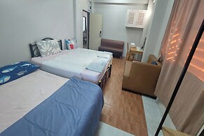 Sukhum Mega Bangna Guest House