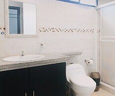 Casa con Piscina Privada para Familias