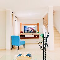 Casa con Piscina Privada para Familias