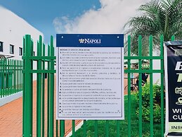 Casa con Piscina Privada para Familias
