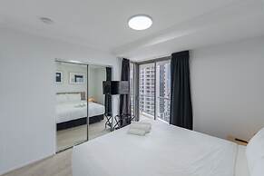 Resort Style Chevron Apartments