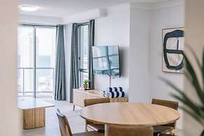 Resort Style Chevron Apartments