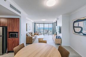 Resort Style Chevron Apartments