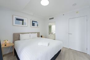 Resort Style Chevron Apartments