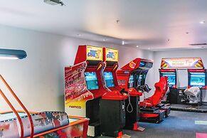 Resort Style Chevron Apartments