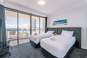 Resort Style Chevron Apartments