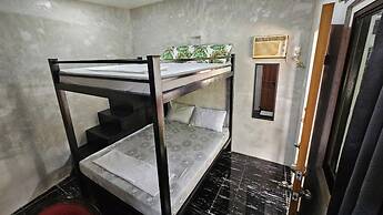 Acacia Sunset Village Inn