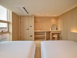 UH Suite The Coex