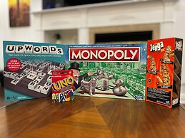 Cozy 2BR Retreat - Comfort & Convenience