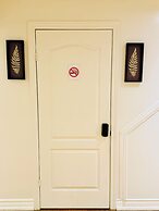 Cozy 2BR Retreat - Comfort & Convenience