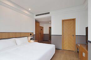 Mcsrh Hotel -Chongqing Guanyinqiao