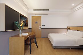 Mcsrh Hotel -Chongqing Guanyinqiao