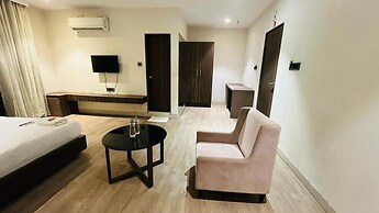 Hotel Elegant inn- Ichhapore