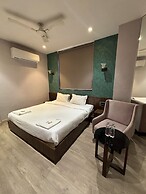 Hotel Elegant inn- Ichhapore