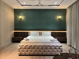 Hotel Elegant inn- Ichhapore