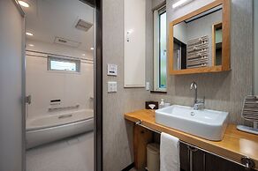 Chise Fukuro by H2 Life