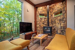 Chise Fukuro by H2 Life