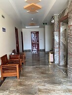 Duc Trung Hotel CB by Bayluxury