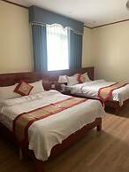 Duc Trung Hotel CB by Bayluxury