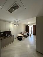 Spacious 1BR Pool & Sauna