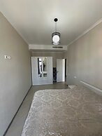 Spacious 1BR Pool & Sauna