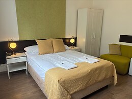 Hotel Gloria Budapest City Center