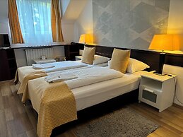 Hotel Gloria Budapest City Center