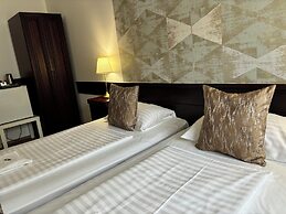 Hotel Gloria Budapest City Center