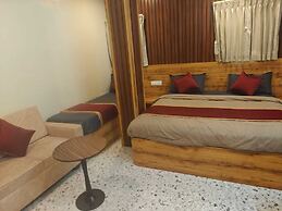 Grand Inn