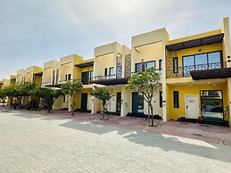 Dubai- 1bhk Villa Townhouse