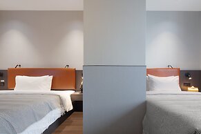 Mcsrh Hotel -Chongqing Shibati