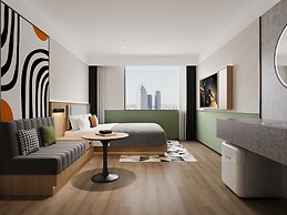 Mcsrh Hotel -Chongqing Shibati