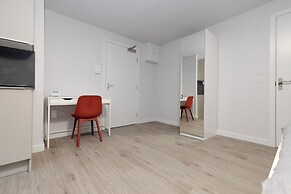 JOIVY Superior Studio near The Meadows