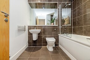 Chic Flat with Balcony in Merchant City