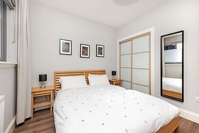 Chic Flat with Balcony in Merchant City